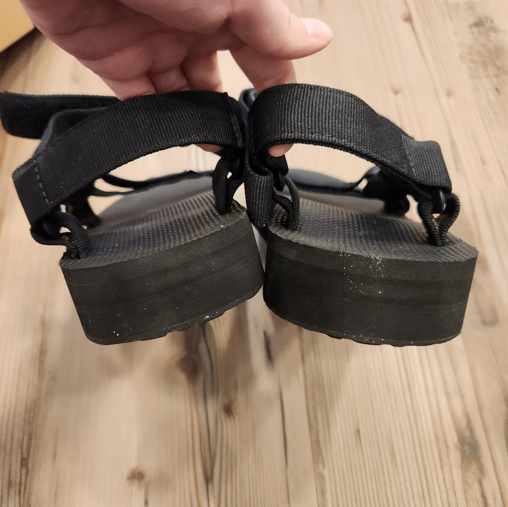 Teva Men's Mid Universal Black Sandal Size 12